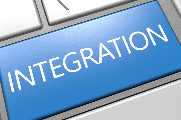 bouton ordinateur avec écrit "intégration"